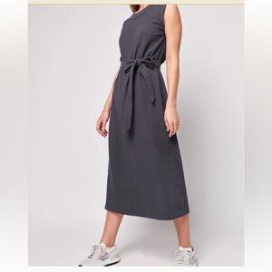 Faherty Dream Cotton Gauze Costa Dress Belted in Washed Black size Large